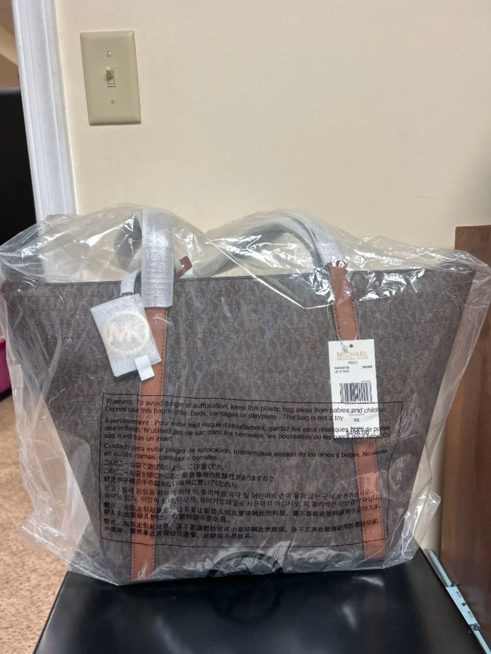 Brand new with tags Michael Kors Large Tz Tote Brown